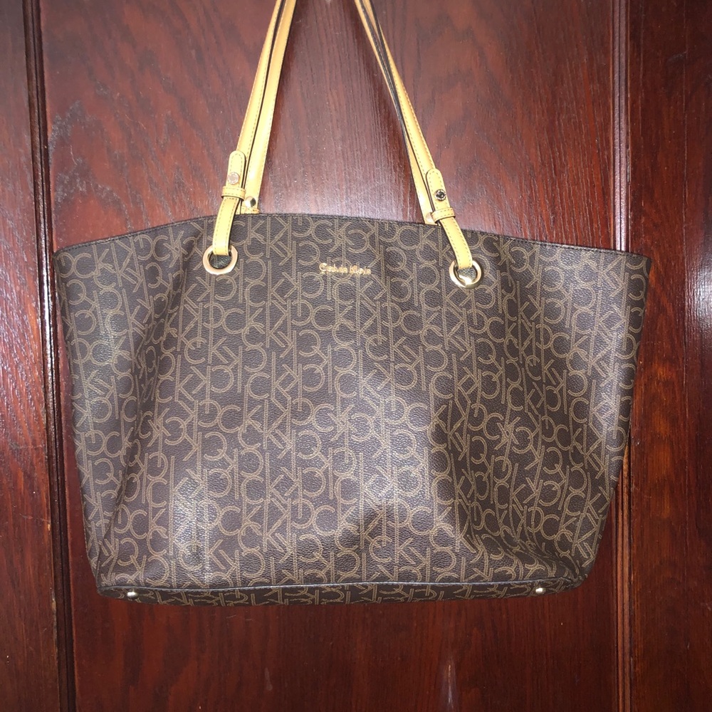 Brown tote bag
